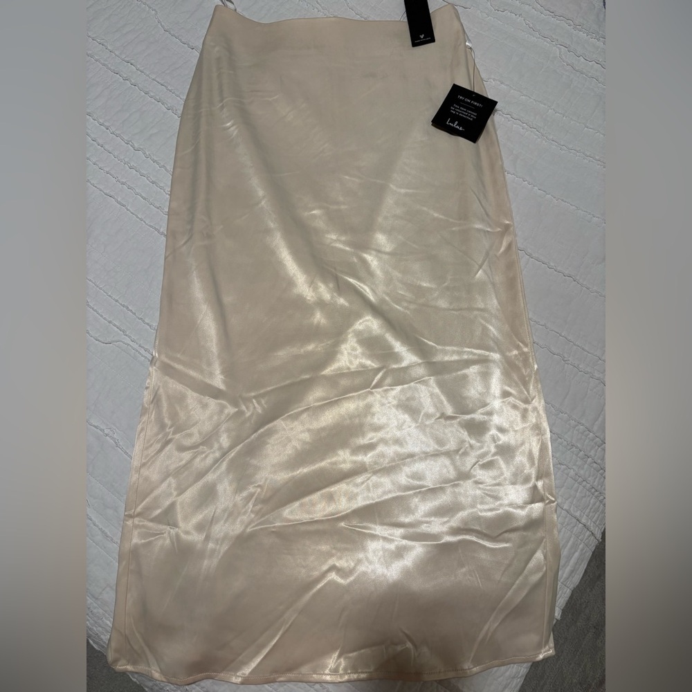 Lulus satin midi skirt